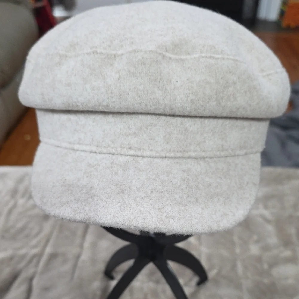 NWT Time And Tru Women's Cabbie/Newsboy Hat‎ Oatmeal Recycled Polyester Felt